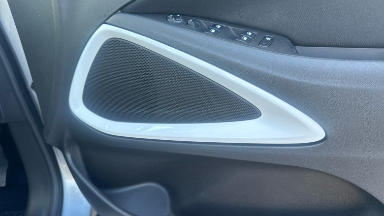 Vauxhall Crossland X 1.2T [110] Griffin 5dr [6 Spd] [Start Stop] Petrol Hatchback